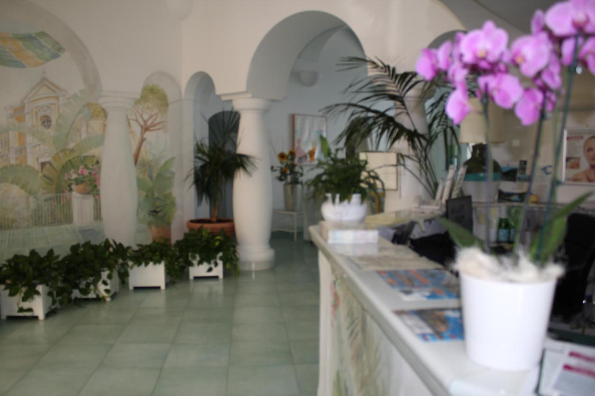 איסקיה Hotel Floridiana Terme מראה חיצוני תמונה