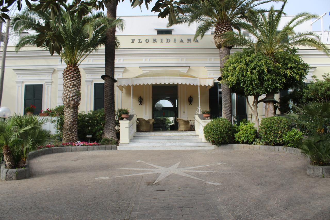 איסקיה Hotel Floridiana Terme מראה חיצוני תמונה