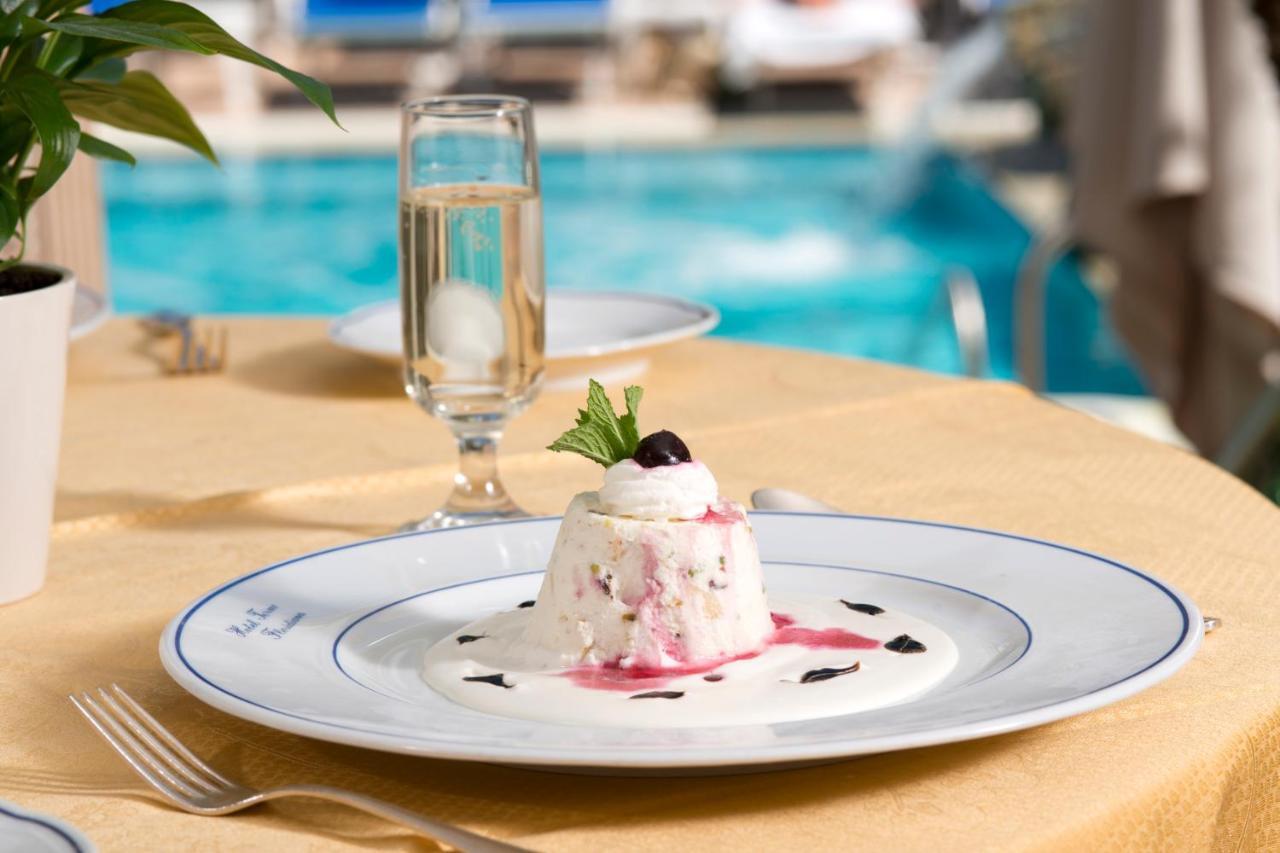 איסקיה Hotel Floridiana Terme מראה חיצוני תמונה